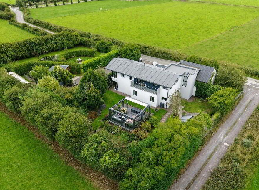 Barr, Blarney, T23KW57