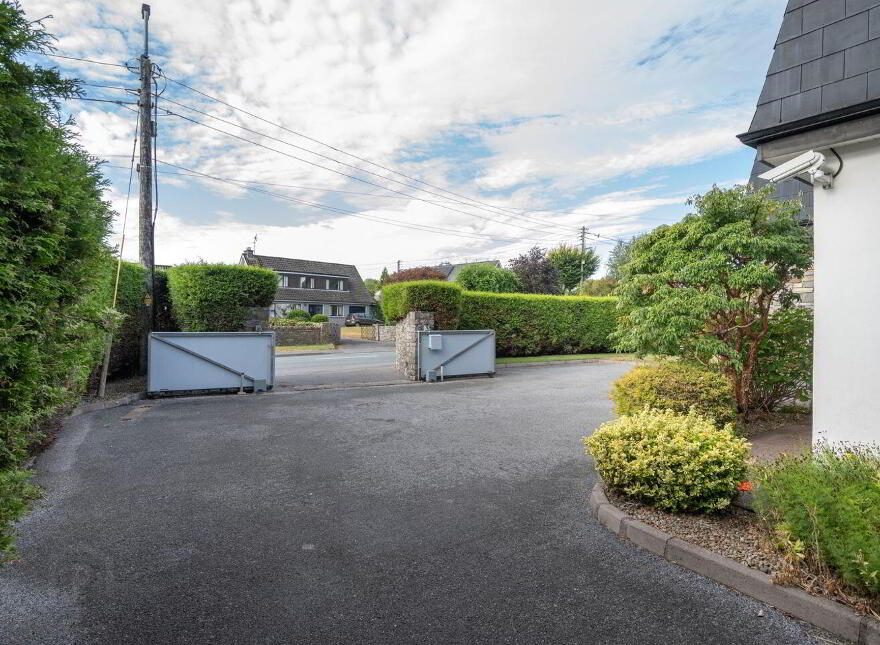 Cnoc An Aighre, Model Farm Road, Model Farm Road, T12D2PX