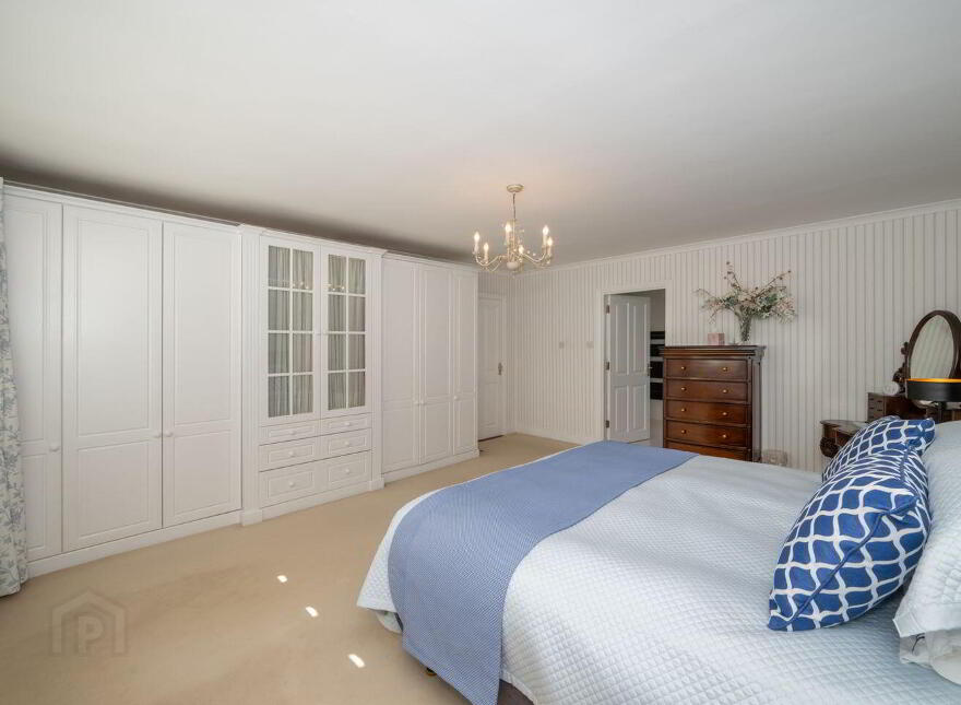 2 Beverly, Ovens, P31YW65