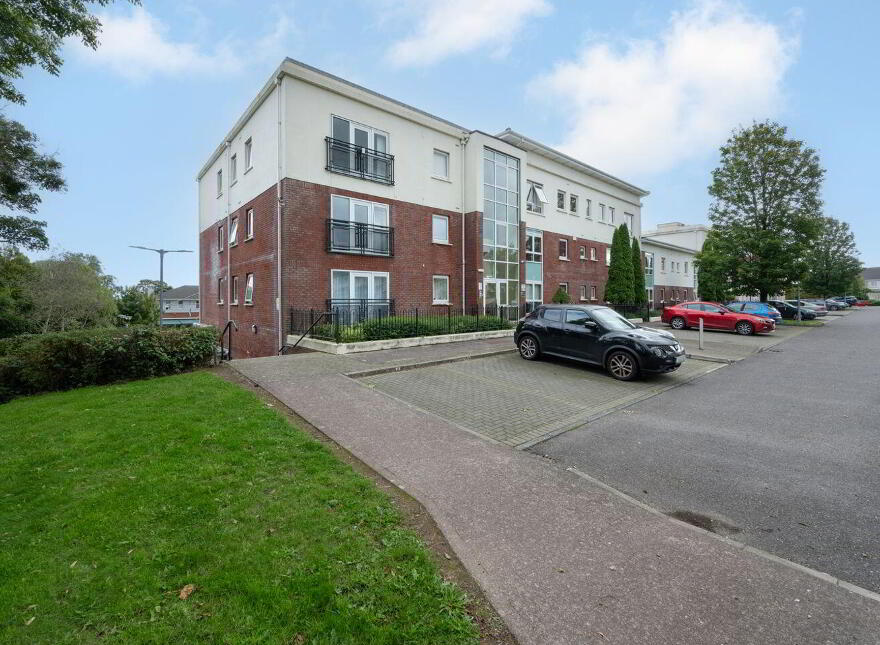 21 Granary Hall, Mount Oval, Rochestown, Rochestown, T12KF77 photo