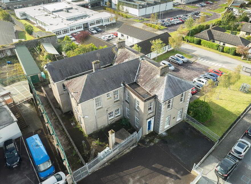 Edmund Rice Pastoral Centre, Rosary Place, Midleton, P25F592