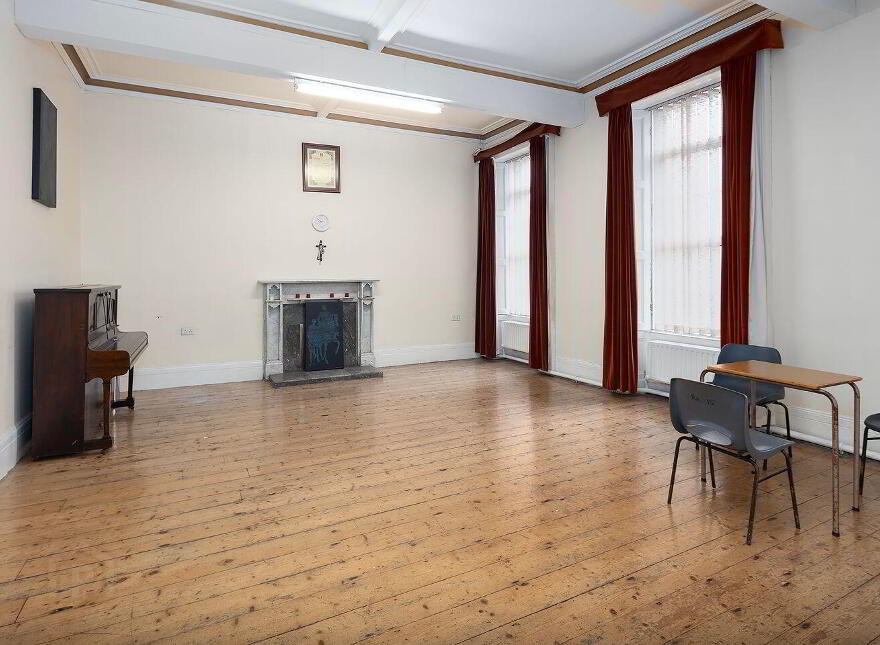Edmund Rice Pastoral Centre, Rosary Place, Midleton, P25F592