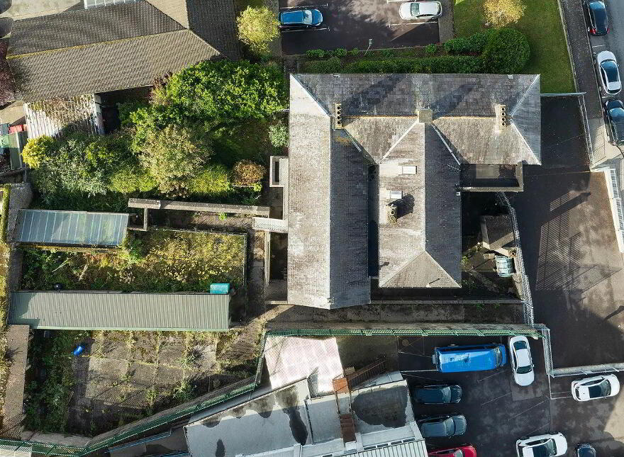 Edmund Rice Pastoral Centre, Rosary Place, Midleton, P25F592