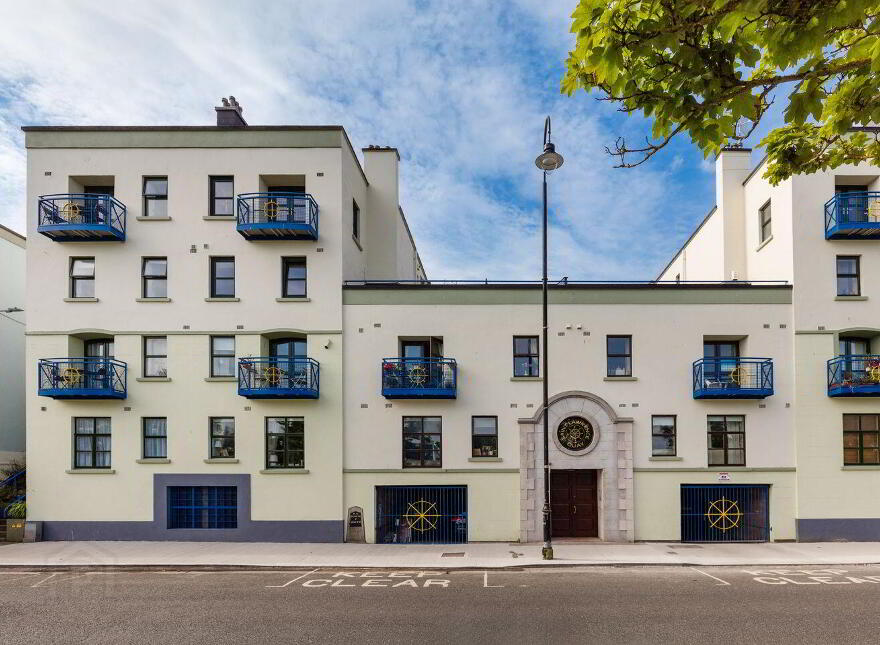 Apt, 1 St Lawrence Quay, Harbour Road, Howth, Howth, D13V594