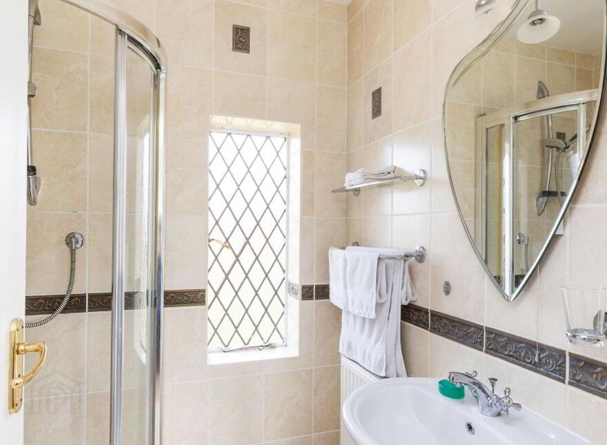 Lagos, 118 Howth Road, Howth, Howth, D13CD80