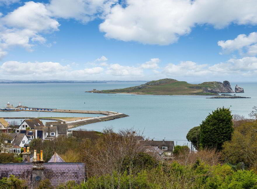 Apt, 4 Thormanby Court, Howth, Howth, D13KD58