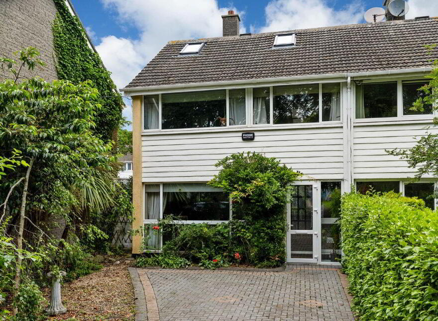 9 Bayside Park, Sutton, Sutton, D13A718