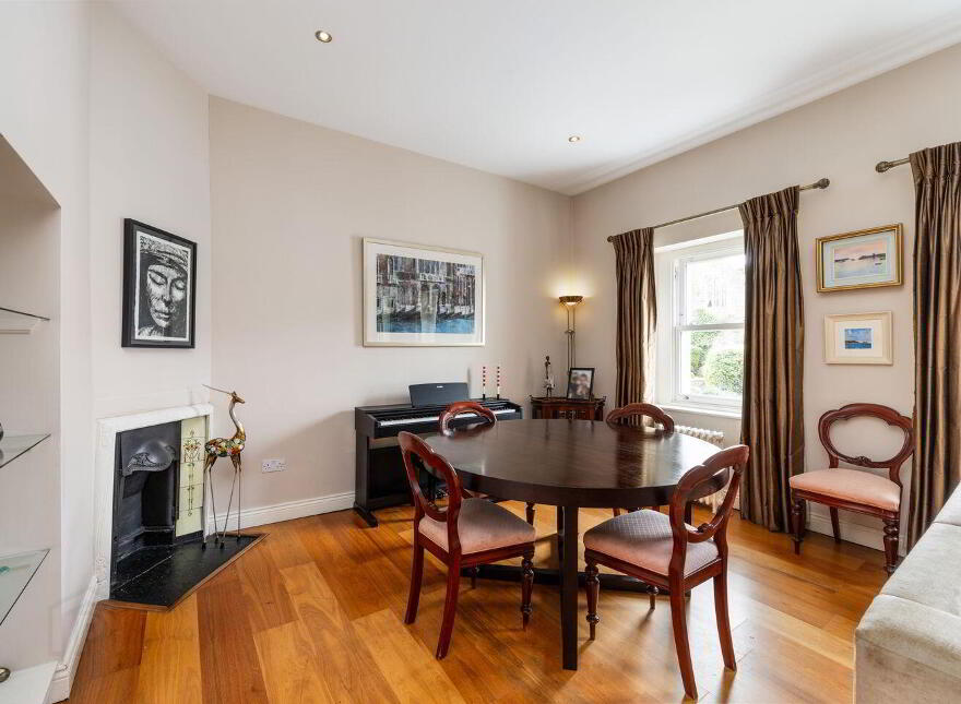 9 Abbey Street, Howth, Howth, D13VX61