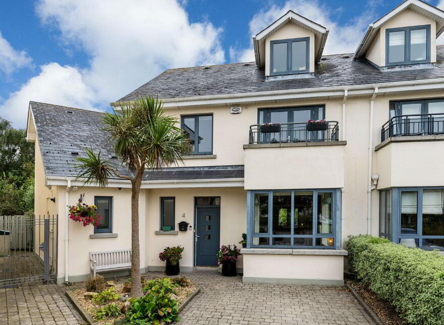 4 Corr Castle, Howth Road, Howth, Howth, D13X821 photo