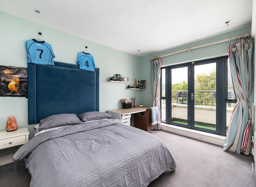 4 Corr Castle, Howth Road, Howth, Howth, D13X821