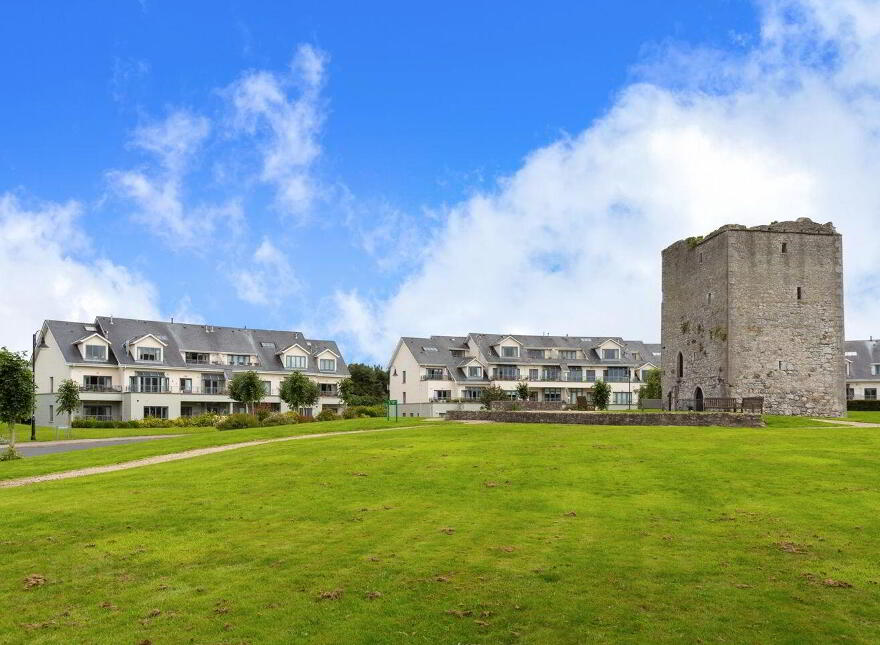 4 Corr Castle, Howth Road, Howth, Howth, D13X821
