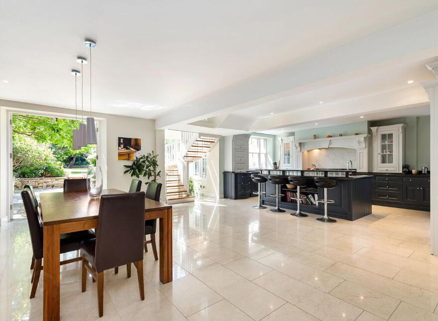 3 St James Terrace, 6 Clonskeagh Road, Clonskeagh, Dublin 6, D06