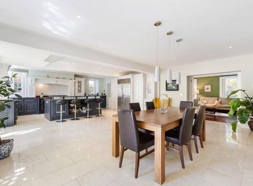 3 St James Terrace, 6 Clonskeagh Road, Clonskeagh, Dublin 6, D06