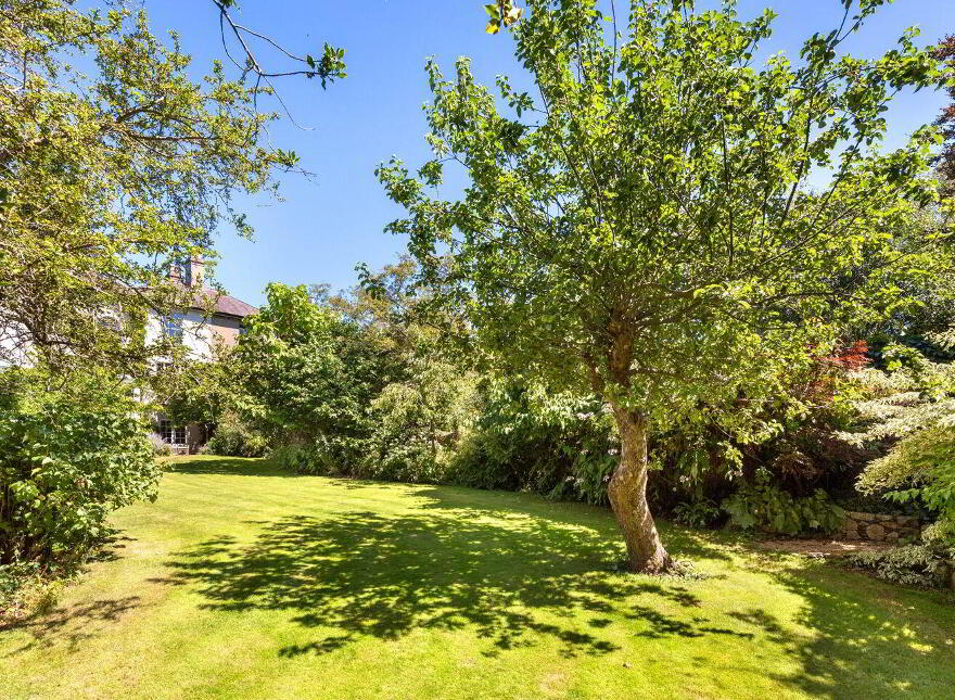 3 St James Terrace, 6 Clonskeagh Road, Clonskeagh, Dublin 6, D06