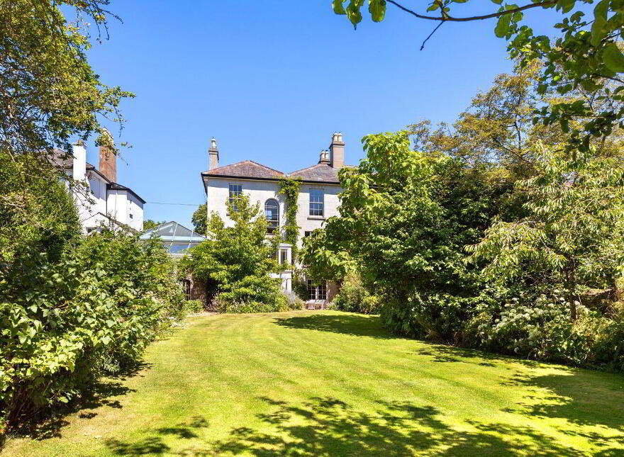 3 St James Terrace, 6 Clonskeagh Road, Clonskeagh, Dublin 6, D06