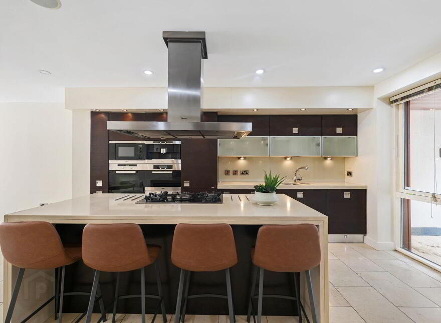 1 Longwood, Wynnsward Park, Clonskeagh, Clonskeagh, D14V9H3