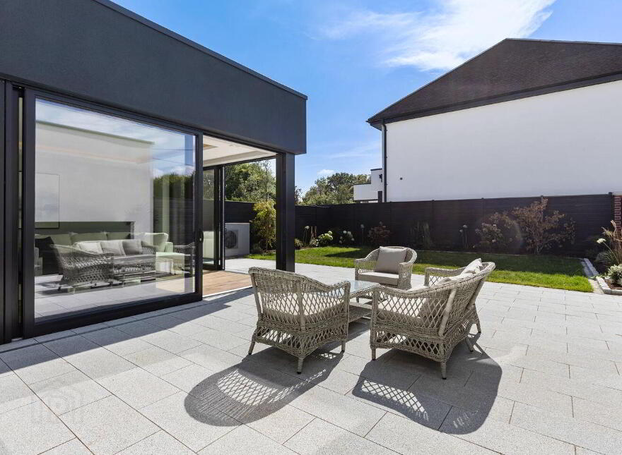Brocán, 10b Green Park, Rathgar, Rathgar, D14C6T4