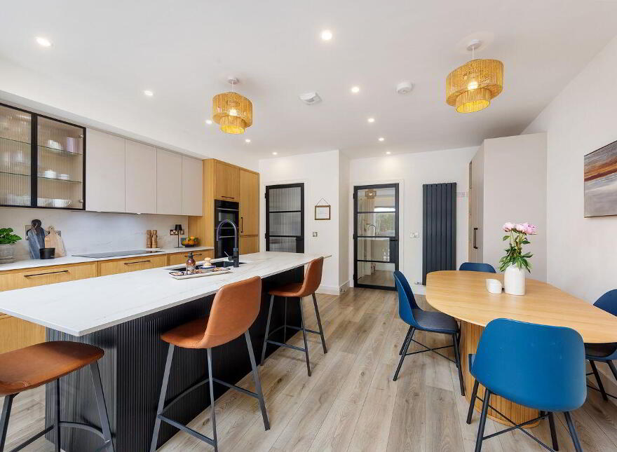 8 Shackleton Avenue, Adamstown, K78W9V3