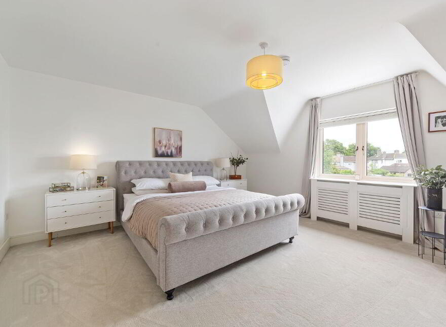 8 Shackleton Avenue, Adamstown, K78W9V3