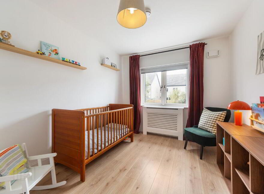 8 Shackleton Avenue, Adamstown, K78W9V3