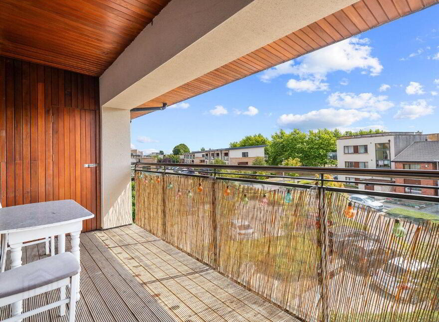 115 Castlegate Way, Adamstown, K78AK83
