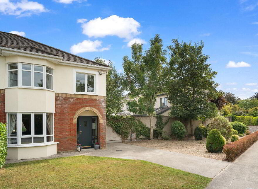 11 The Avenue, Grange Manor, Lucan, K78V677