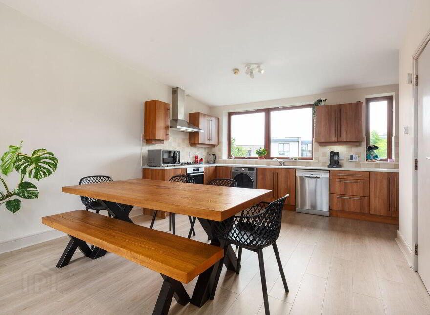 84 Adamstown Avenue, Adamstown, K78EX41