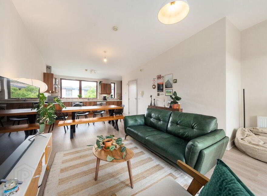 84 Adamstown Avenue, Adamstown, K78EX41