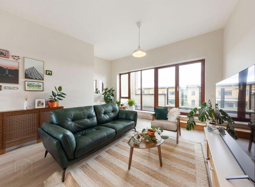 84 Adamstown Avenue, Adamstown, K78EX41
