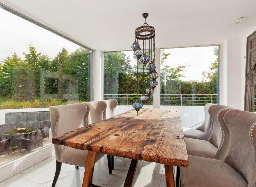 The Bunker, Westmanstown, Lucan, K78X2E7