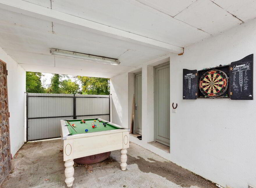 The Bunker, Westmanstown, Lucan, K78X2E7