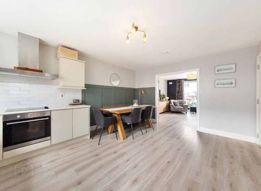 9 St. Helen's Chase, Adamstown, K78T9H2