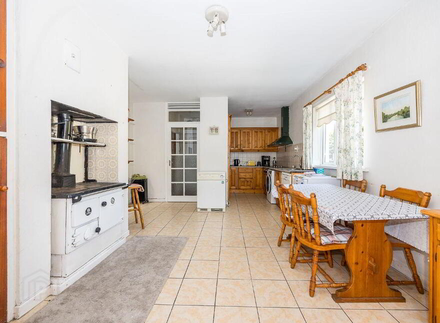 Iona, Suncroft Avenue, Portmarnock, Portmarnock, D13KW24