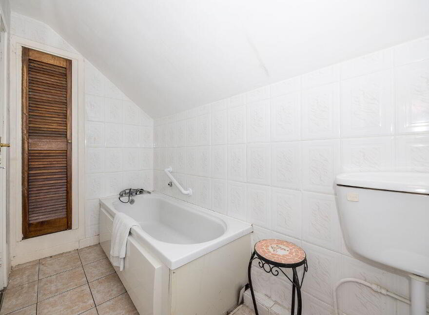 Iona, Suncroft Avenue, Portmarnock, Portmarnock, D13KW24