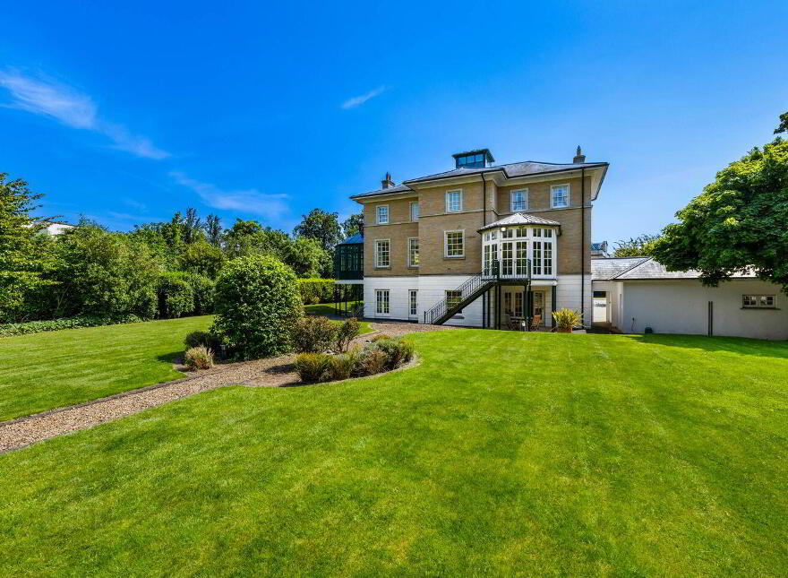 31 Abington, Malahide, K36RC53