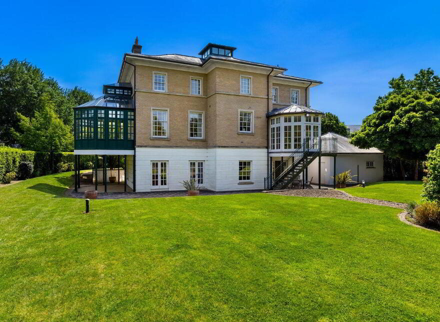 31 Abington, Malahide, K36RC53