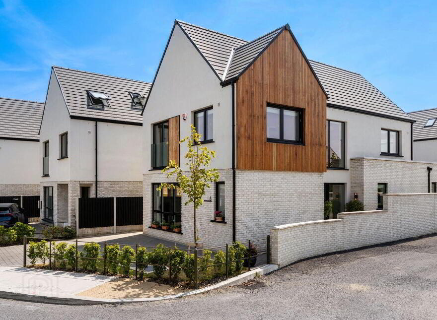 6 Greenwood Drive, Kinsealy Lane, Malahide, K36A6D0 photo