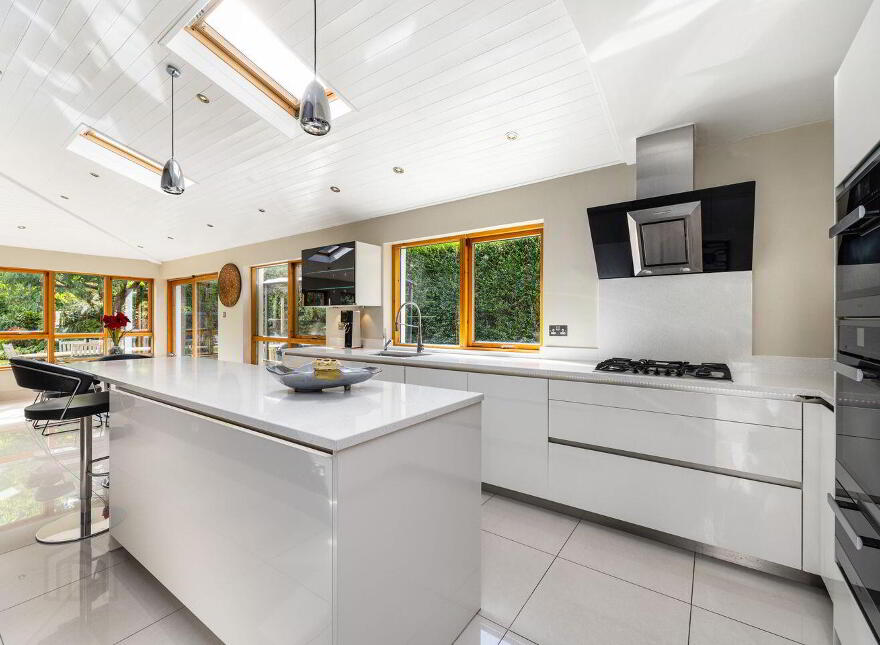 Hermanus, Grove Road, Malahide, K36EK65