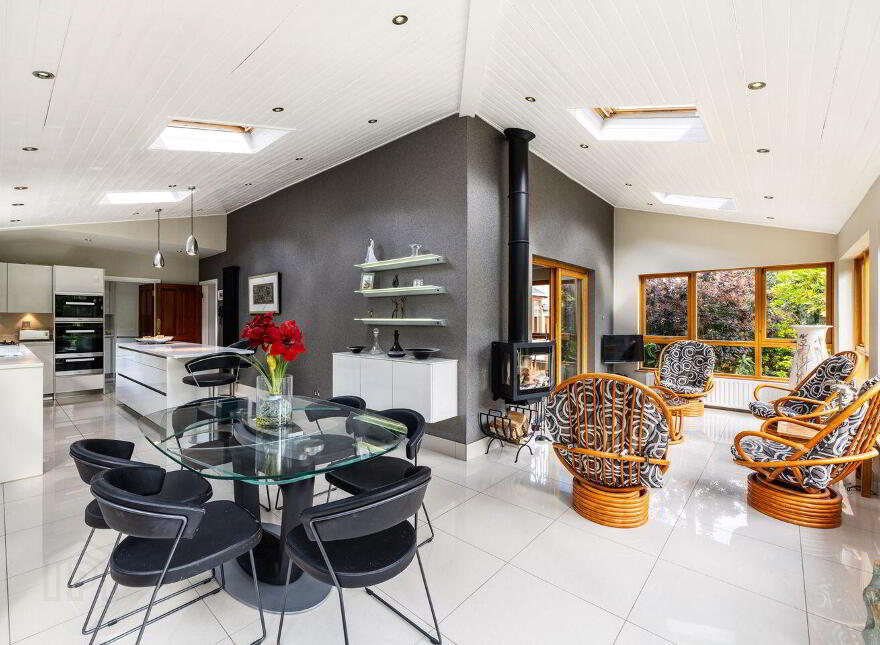 Hermanus, Grove Road, Malahide, K36EK65