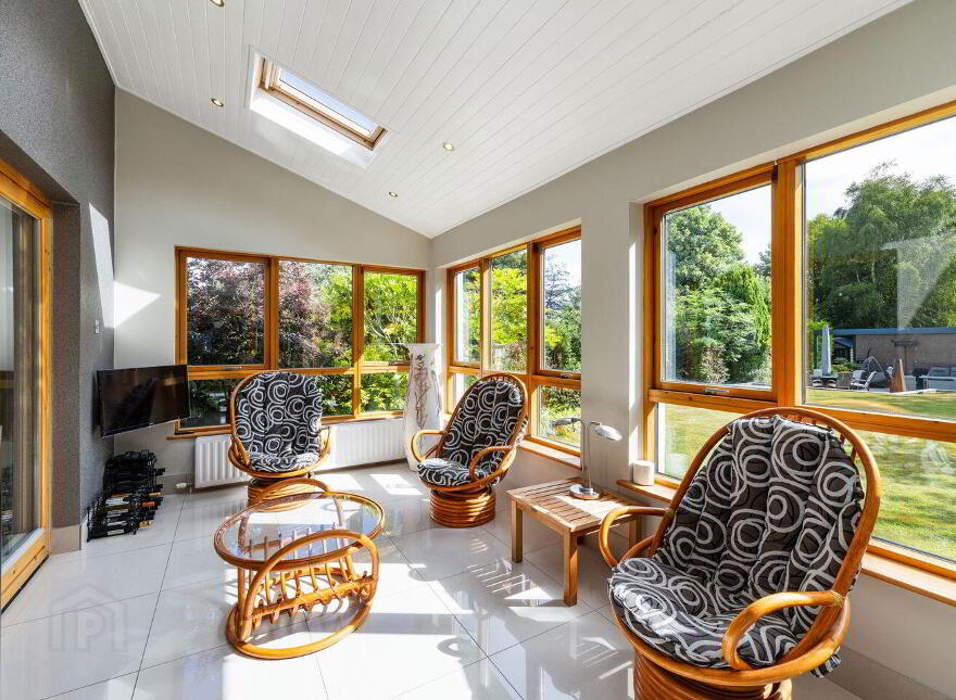 Hermanus, Grove Road, Malahide, K36EK65