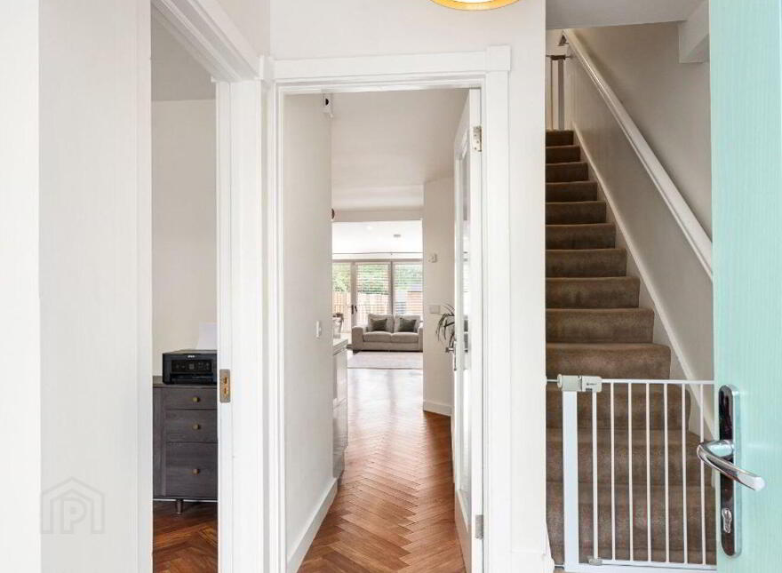 166 Mulvey Park, Dundrum, Dundrum, D14NT28