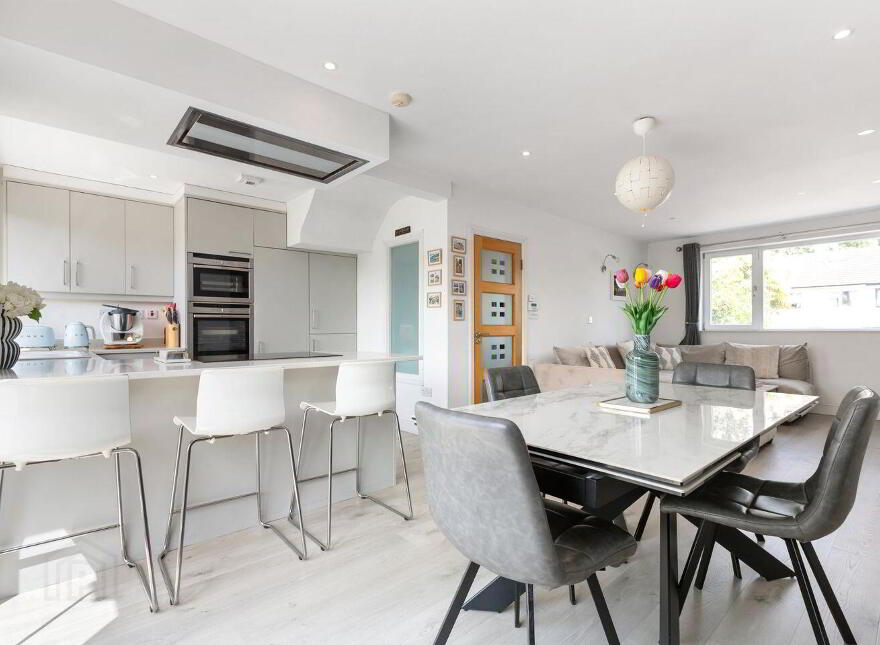 96 Taney Crescent, Goatstown, Goatstown, D14CX85