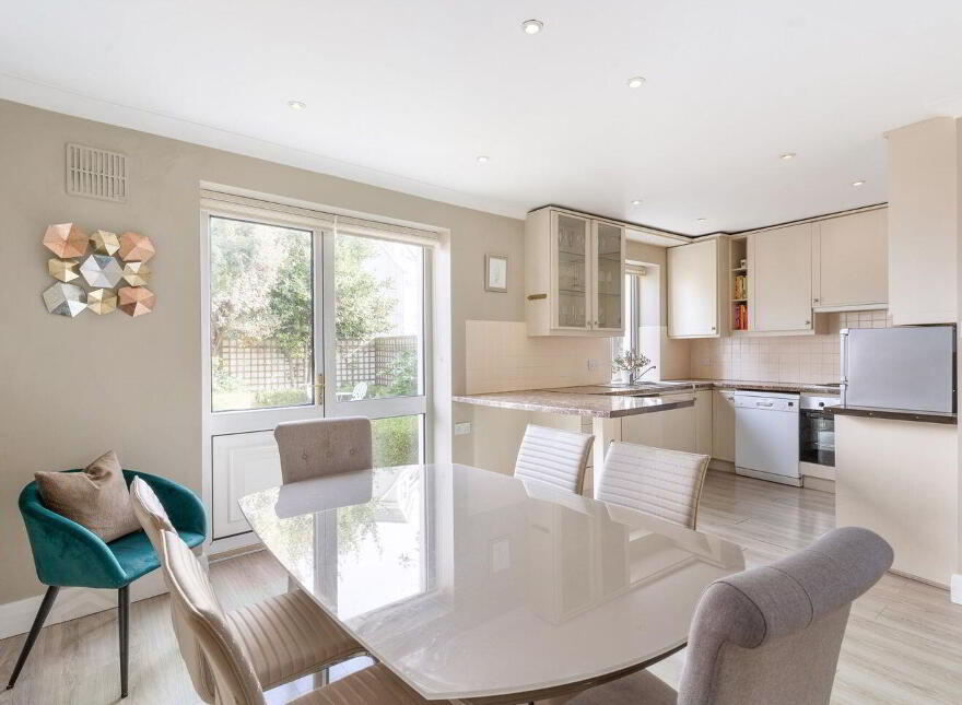 14 Roebuck Park, Roebuck, Goatstown, Goatstown, D14X0W4