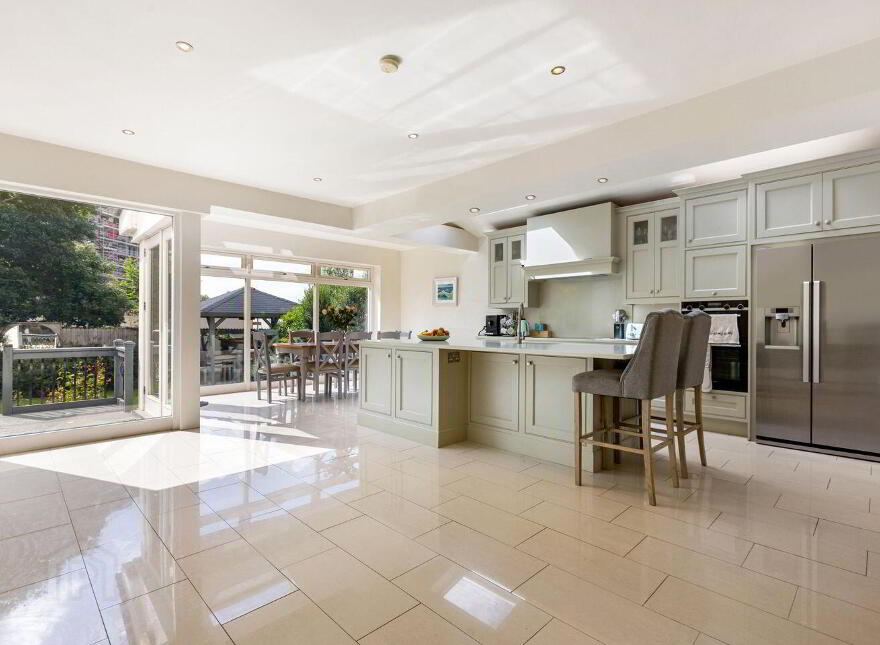 23 Parkvale, Dundrum, Dundrum, D16WK09