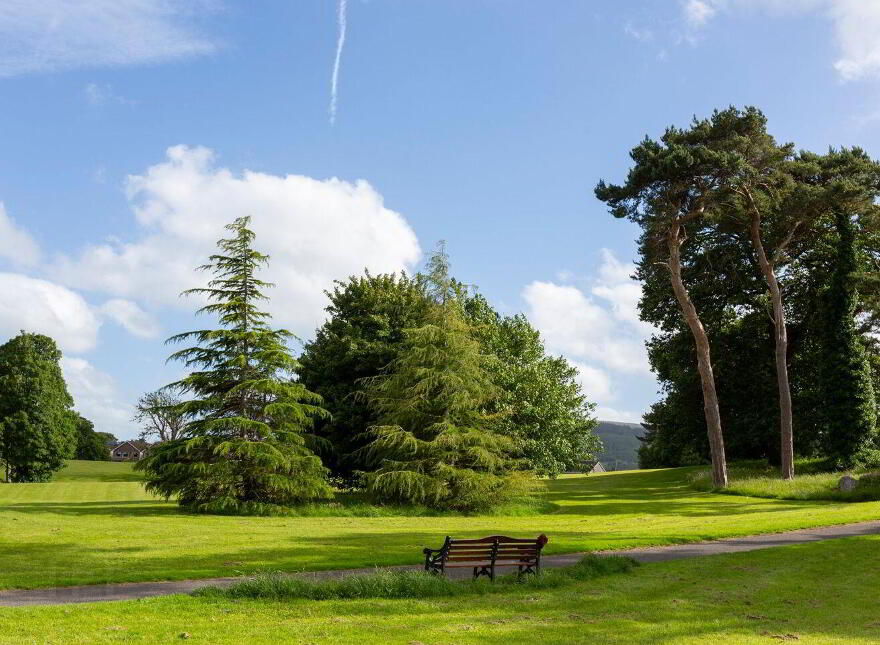 23 Parkvale, Dundrum, Dundrum, D16WK09
