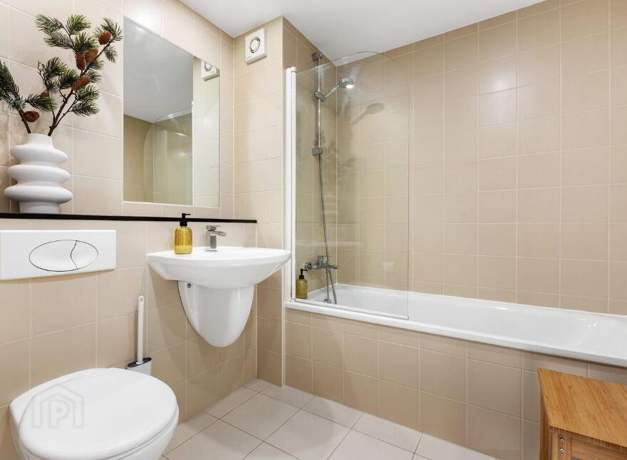 16 Wyckham Point, Dundrum, Dundrum, D16H684