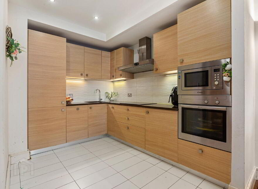 132 Wyckham Point, Wyckham Way, Dundrum, Dundrum, D16PC56