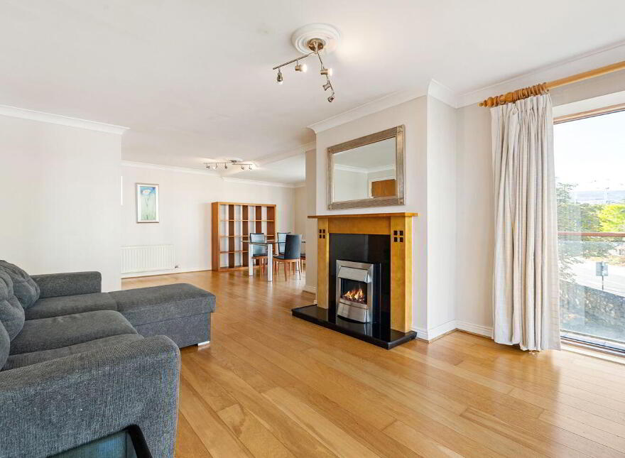 36 The Blackthorn, Sandyford Road, Dundrum, Dundrum, D16EK00