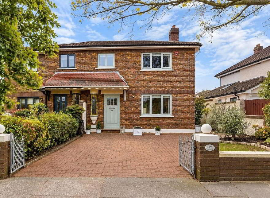 92 Sandyford Downs, Sandyford, Sandyford, D18Y0C0 photo
