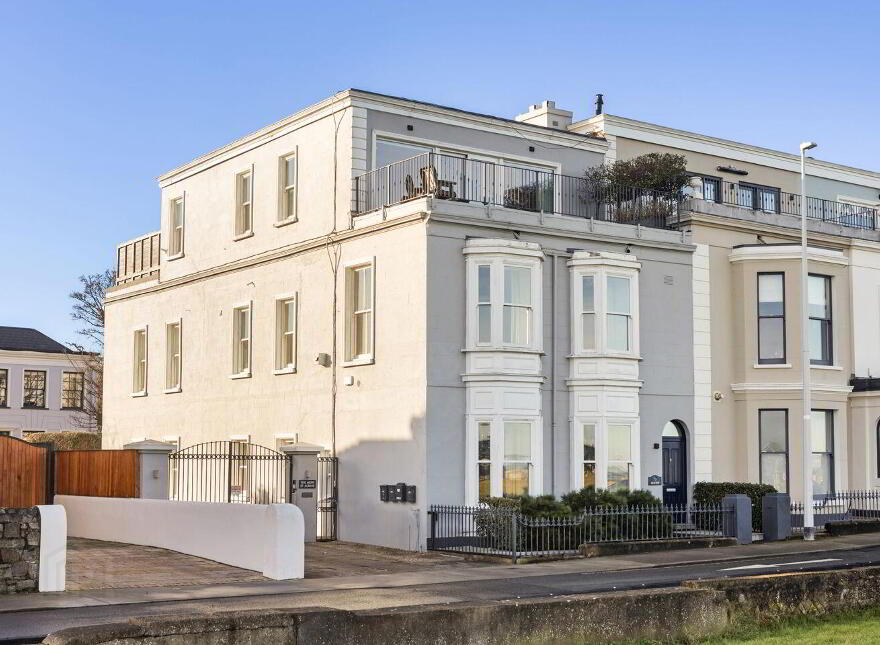 Seaview, 3 St Alban's, Newtownsmith, Sandycove, A96AD62